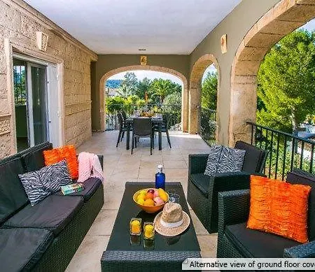 Chalet Villamarco